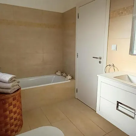 Villa Casa Gemeas Carvoeiro (Lagoa)